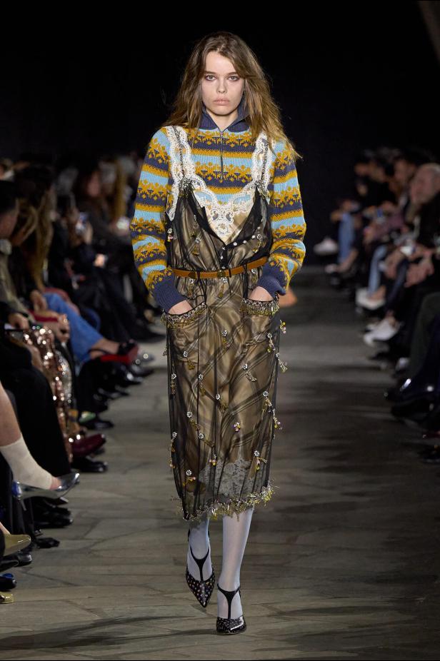 مجموعة Rabanne لخريف وشتاء 2027 في باريس