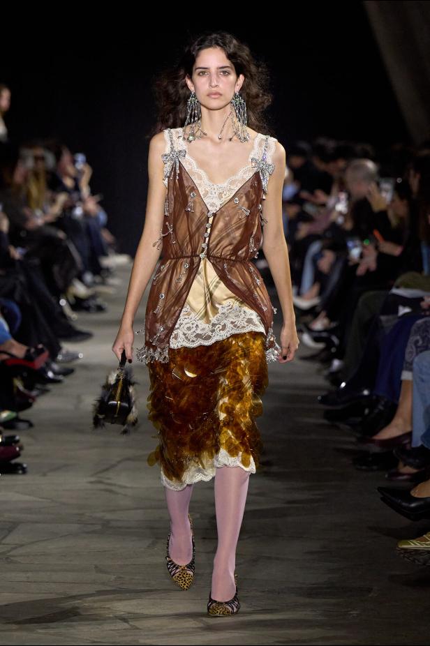 مجموعة Rabanne لخريف وشتاء 2027 في باريس