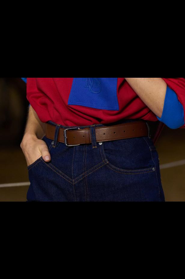 مجموعة ستيلا ماكارتني لخريف وشتاء 2026... سيمفونية الخيول وأناقة الثمانينيات المستدامة