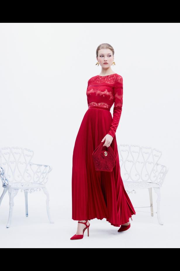 مجموعة طوني ورد لخريف 2026... إتقان فن التفكيك والوهم البصري