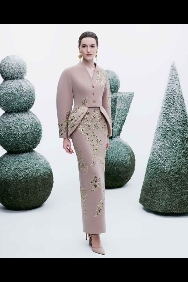 مجموعة طوني ورد لخريف 2026... إتقان فن التفكيك والوهم البصري