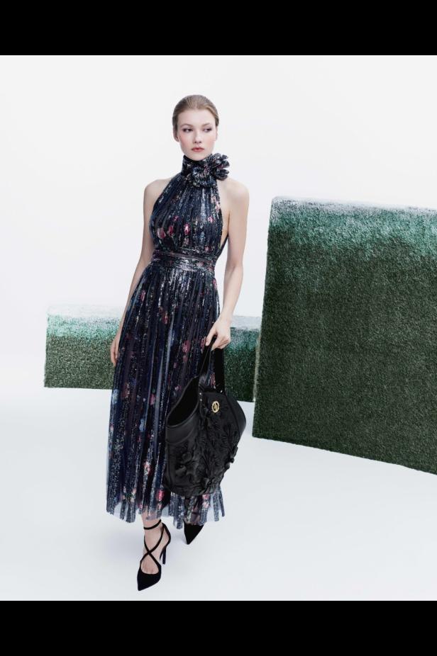 مجموعة طوني ورد لخريف 2026... إتقان فن التفكيك والوهم البصري