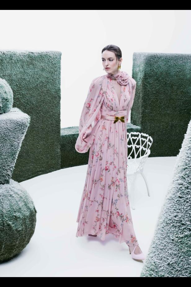 مجموعة طوني ورد لخريف 2026... إتقان فن التفكيك والوهم البصري