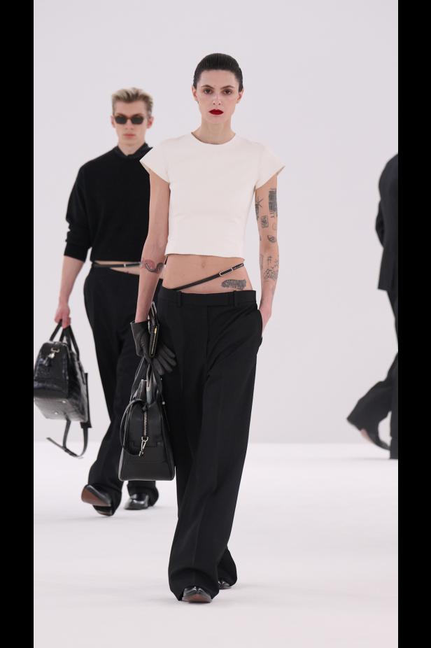 مجموعة توم فورد لخريف 2026‏‎‏... عودة إلى الأساسيات برؤية حيدر أكرمان‎