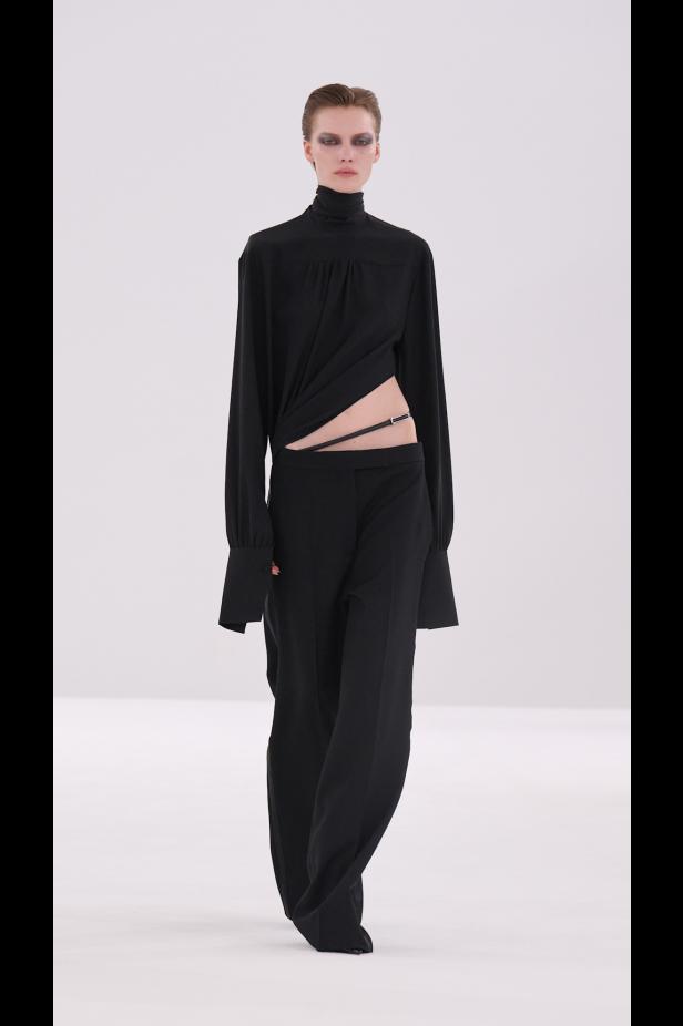 مجموعة توم فورد لخريف 2026‏‎‏... عودة إلى الأساسيات برؤية حيدر أكرمان‎