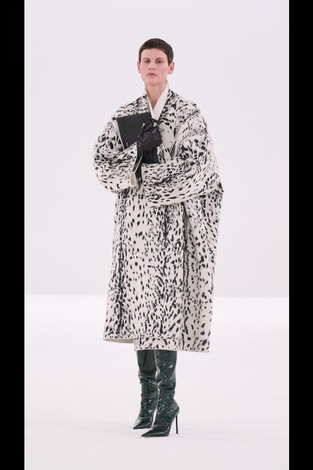 مجموعة توم فورد لخريف 2026‏‎‏... عودة إلى الأساسيات برؤية حيدر أكرمان‎