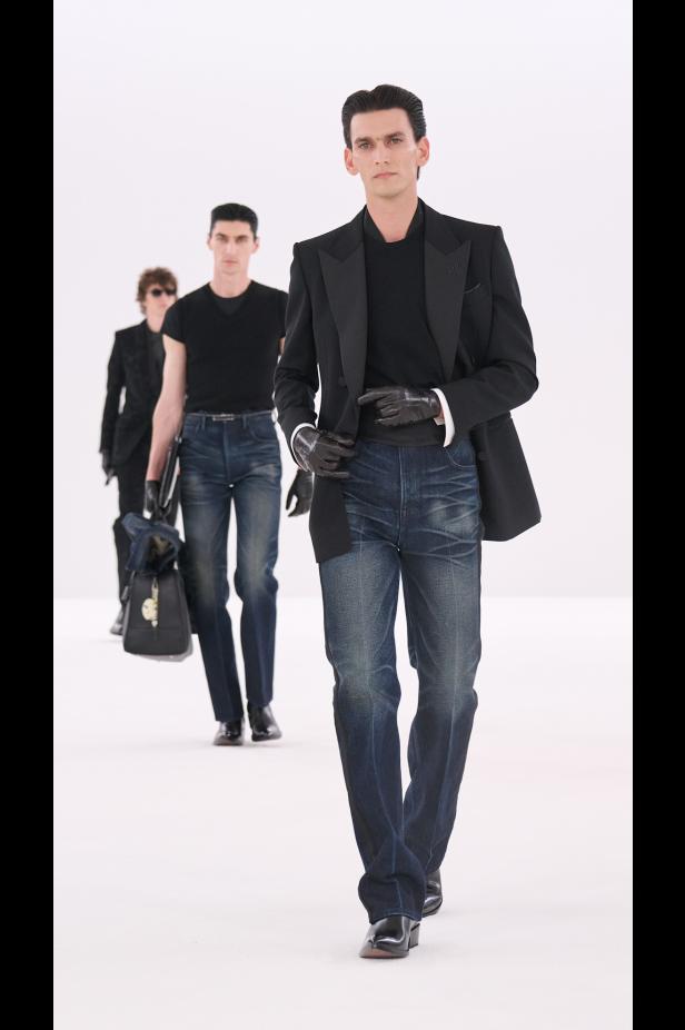 مجموعة توم فورد لخريف 2026‏‎‏... عودة إلى الأساسيات برؤية حيدر أكرمان‎