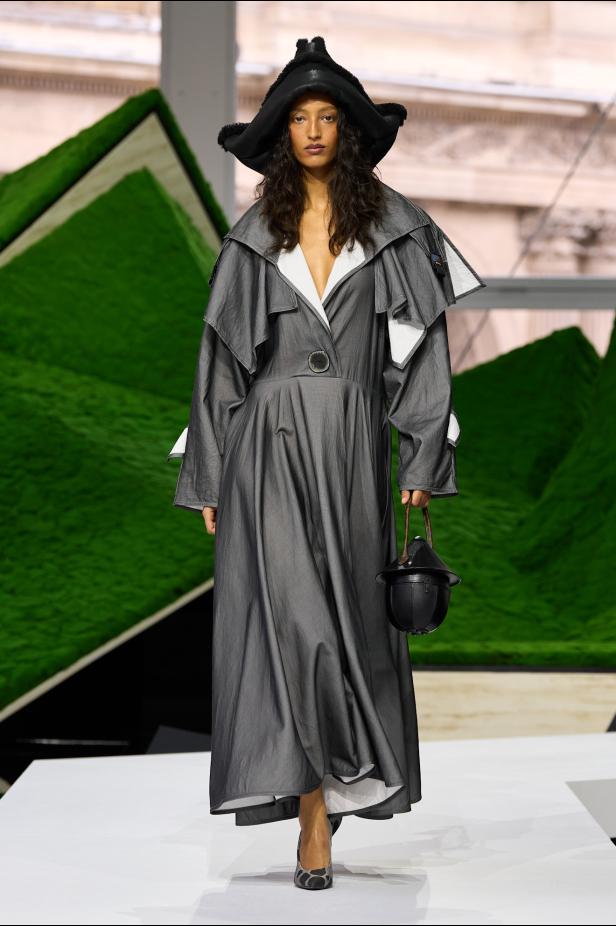 الطبيعة تلهم الأزياء في مجموعة لويس فويتون لموسم خريف 2026