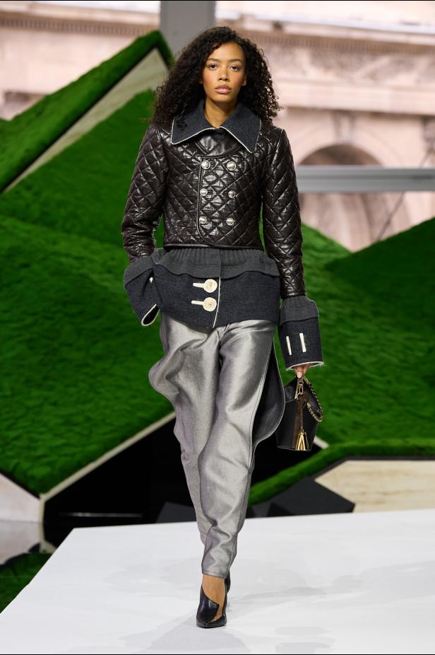 الطبيعة تلهم الأزياء في مجموعة لويس فويتون لموسم خريف 2026