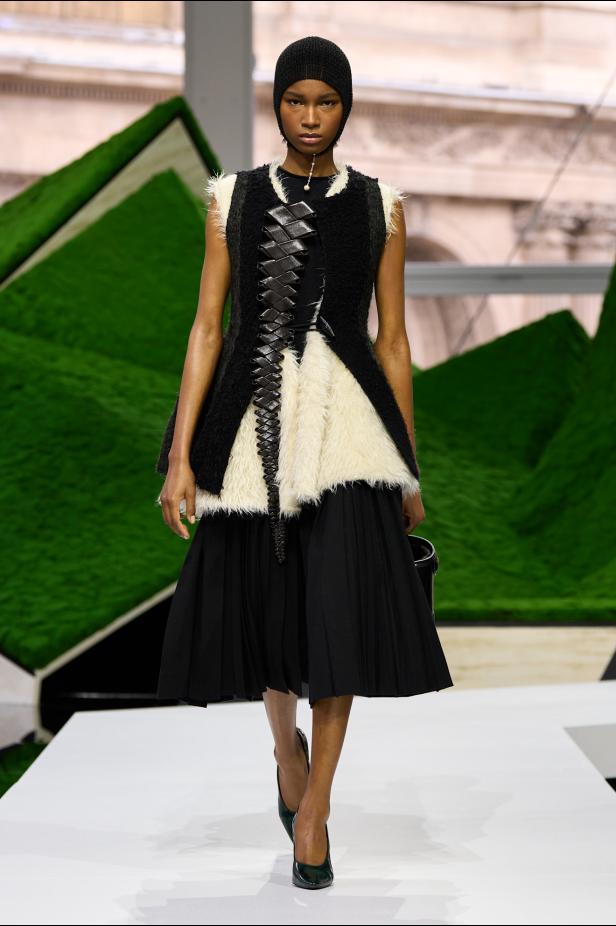 الطبيعة تلهم الأزياء في مجموعة لويس فويتون لموسم خريف 2026