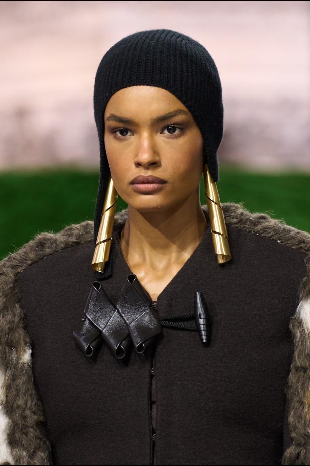 الطبيعة تلهم الأزياء في مجموعة لويس فويتون لموسم خريف 2026