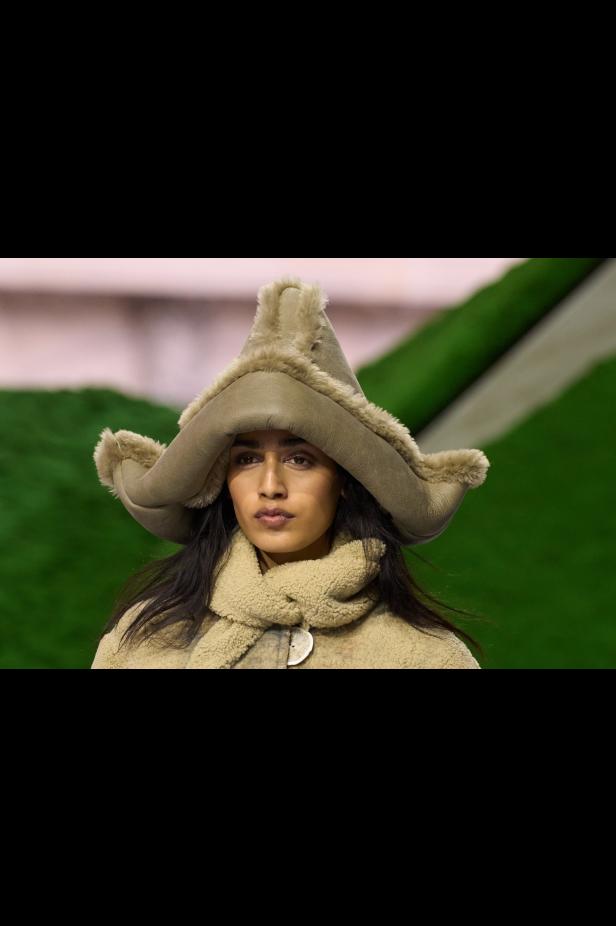 الطبيعة تلهم الأزياء في مجموعة لويس فويتون لموسم خريف 2026