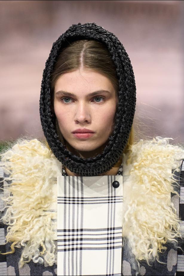 الطبيعة تلهم الأزياء في مجموعة لويس فويتون لموسم خريف 2026