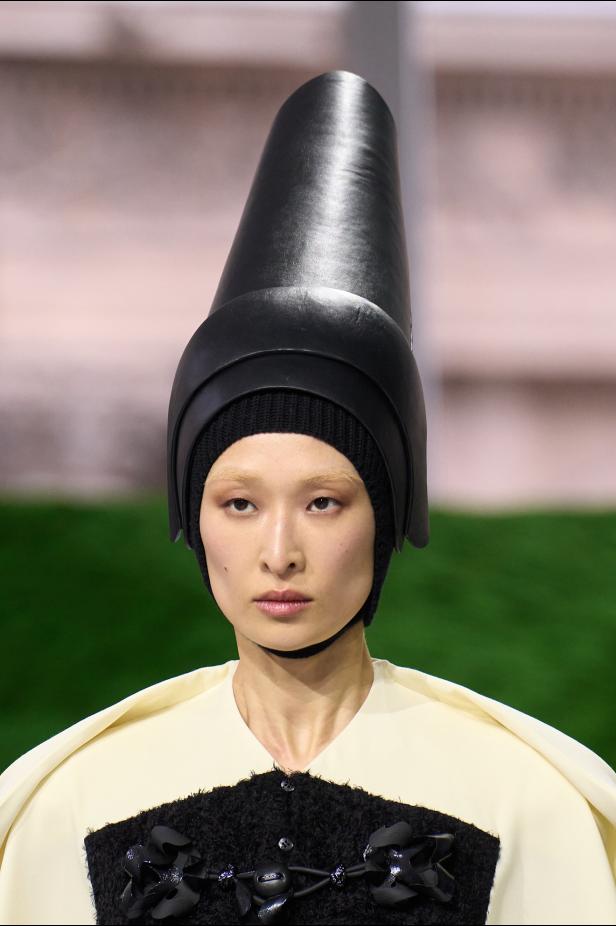 الطبيعة تلهم الأزياء في مجموعة لويس فويتون لموسم خريف 2026