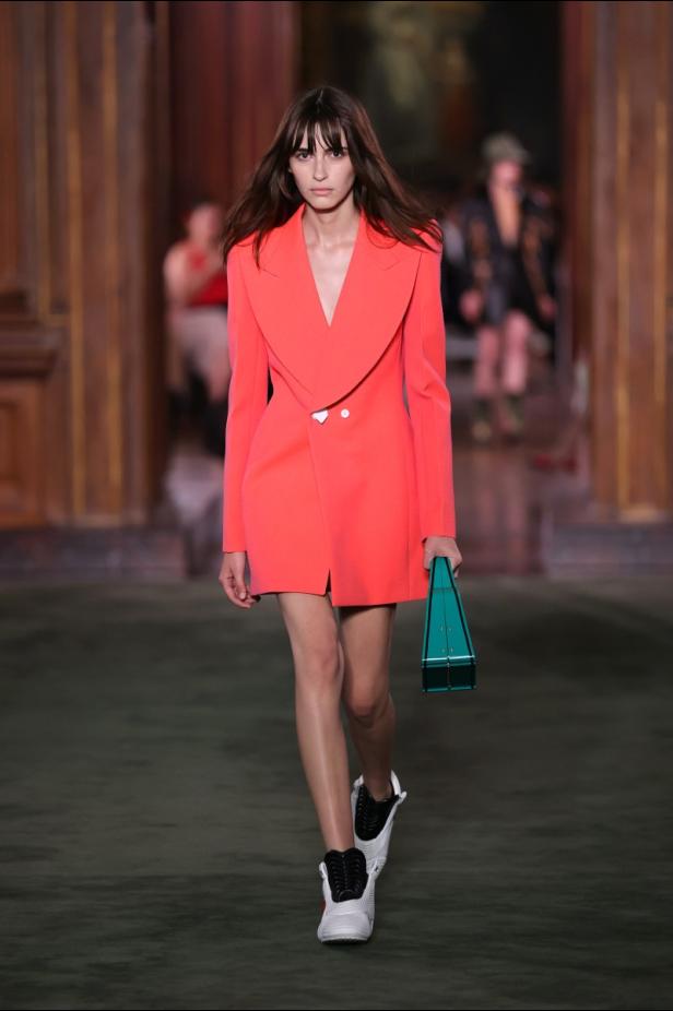 مجموعة Louis Vuitton كروز 2027..حين يتحوّل التاريخ إلى مادة حيّة للحاضر