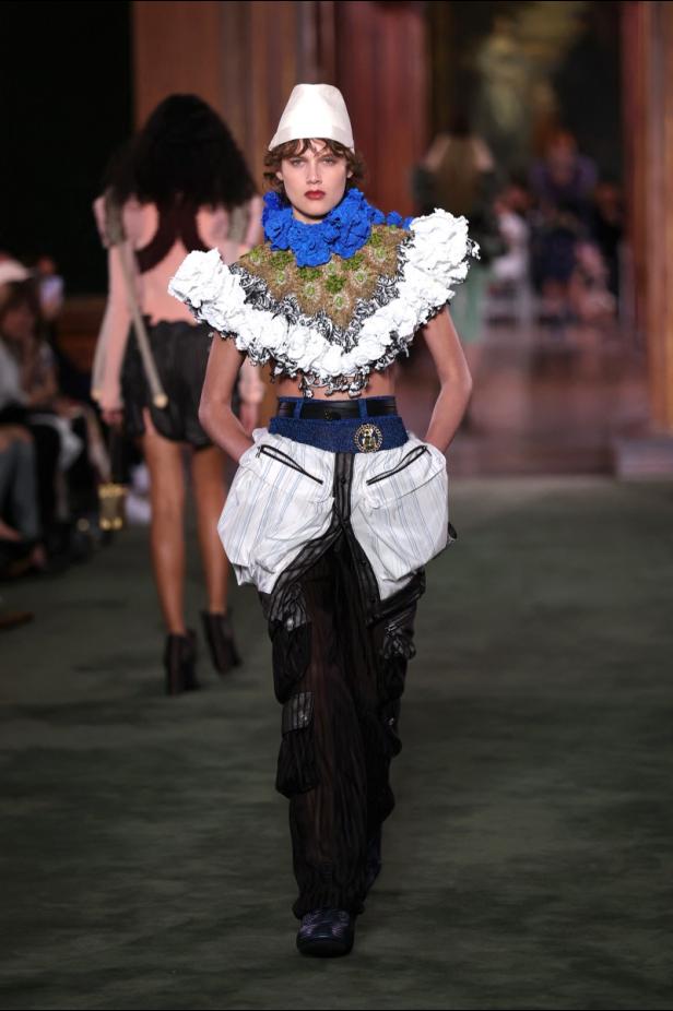 مجموعة Louis Vuitton كروز 2027..حين يتحوّل التاريخ إلى مادة حيّة للحاضر