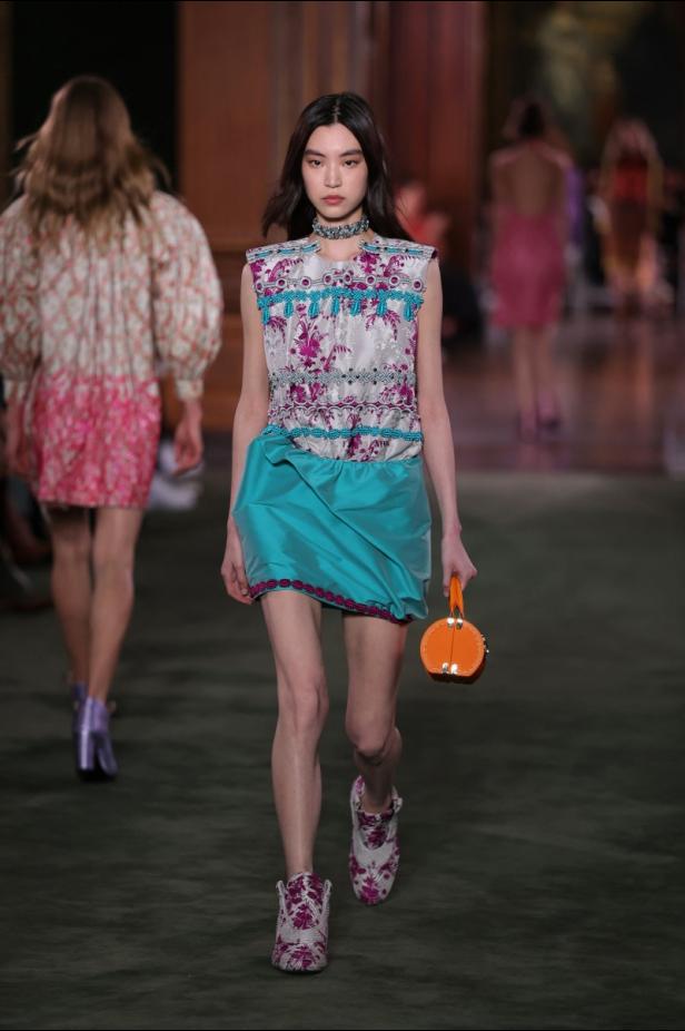 مجموعة Louis Vuitton كروز 2027..حين يتحوّل التاريخ إلى مادة حيّة للحاضر