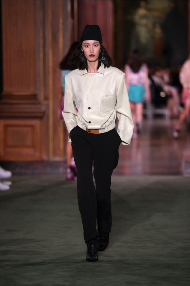 مجموعة Louis Vuitton كروز 2027..حين يتحوّل التاريخ إلى مادة حيّة للحاضر