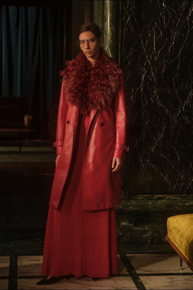 ماريا غراتسيا كيوري تعود إلى جذور ‏Fendi‏ التاريخية لتقديم أولى مجموعات كروز‎ 2027 ‎