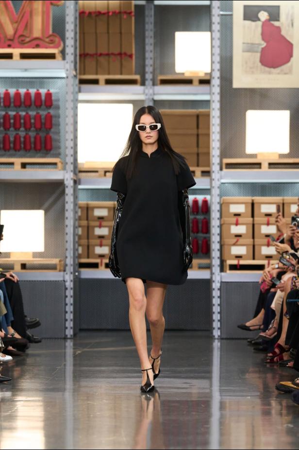 Max Mara‏ تحتفل بإرث 75 عامًا وترسم ملامح أزياء السفر والعطلات لموسم 2027‏