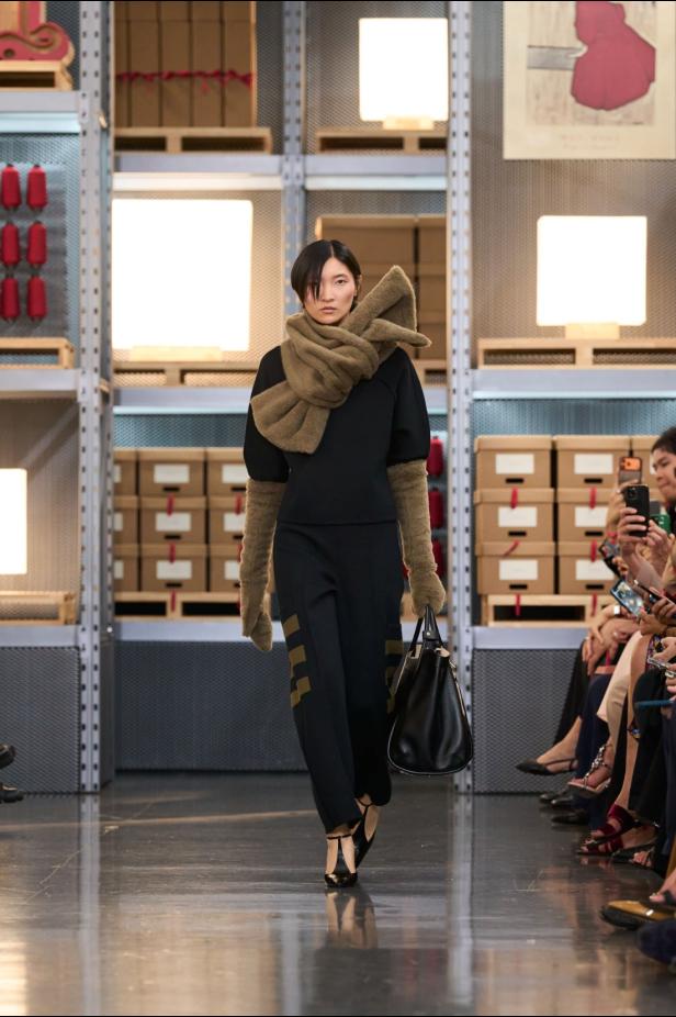 Max Mara‏ تحتفل بإرث 75 عامًا وترسم ملامح أزياء السفر والعطلات لموسم 2027‏
