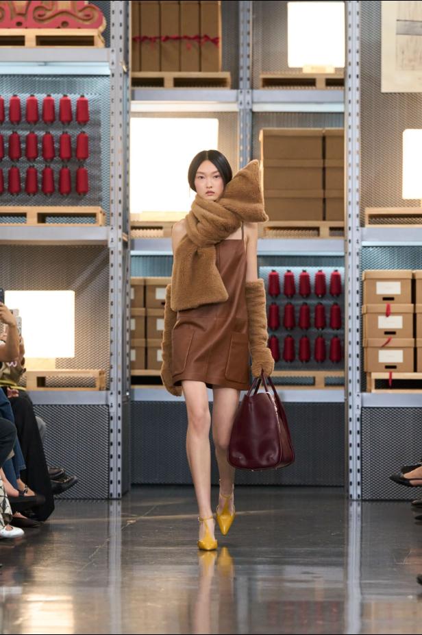 Max Mara‏ تحتفل بإرث 75 عامًا وترسم ملامح أزياء السفر والعطلات لموسم 2027‏