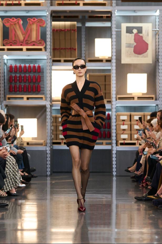 Max Mara‏ تحتفل بإرث 75 عامًا وترسم ملامح أزياء السفر والعطلات لموسم 2027‏