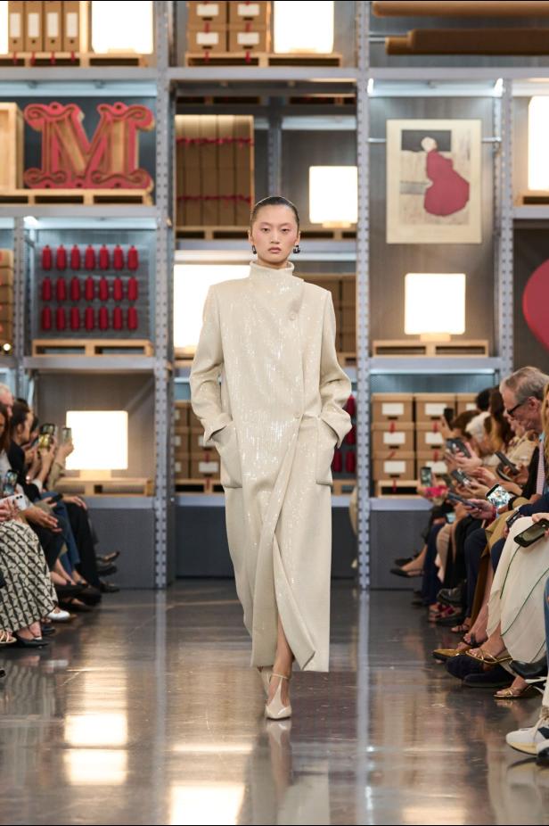 Max Mara‏ تحتفل بإرث 75 عامًا وترسم ملامح أزياء السفر والعطلات لموسم 2027‏