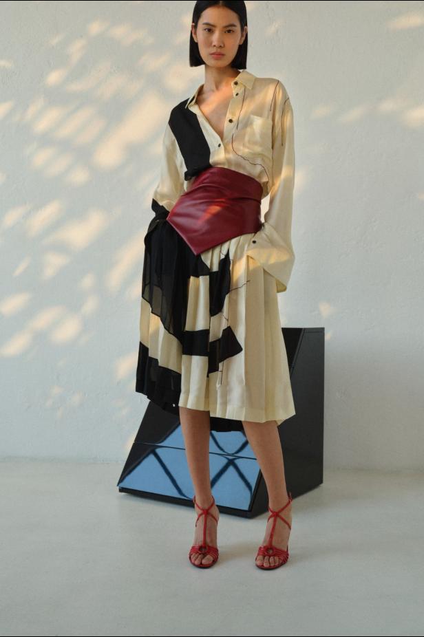 مجموعة ‏Ferragamo‏ لموسم ما قبل ربيع 2027... بريق العشرينيات بمنظور معاصر ‏