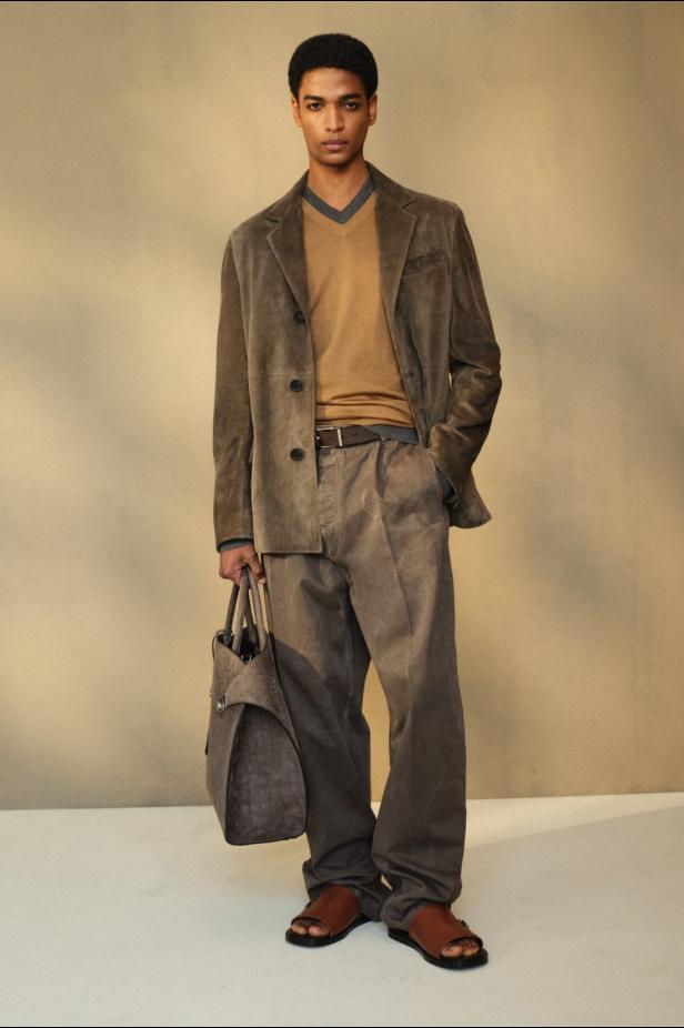 مجموعة ‏Ferragamo‏ لموسم ما قبل ربيع 2027... بريق العشرينيات بمنظور معاصر ‏