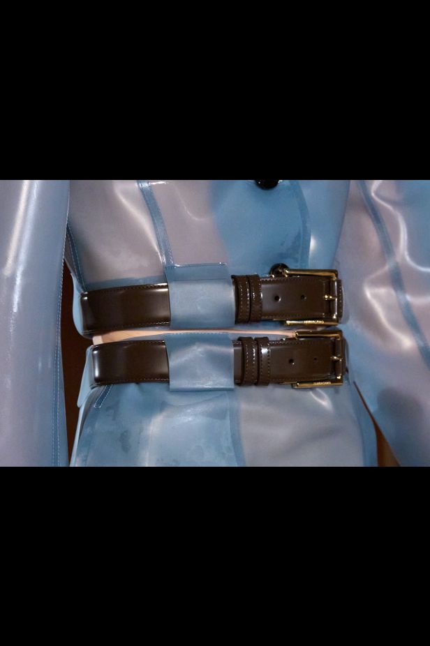 حرية الأربعينيات بلغة ‏Ferragamo‏ في مجموعة ربيع وصيف 2027‏