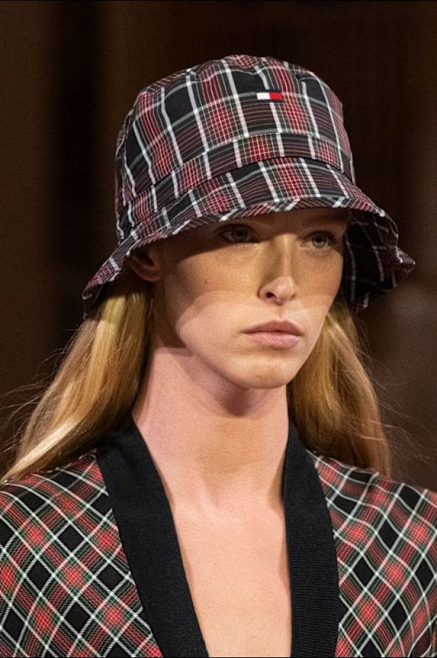 مجموعة Tommy Hilfiger ربيع وصيف 2027 