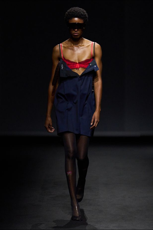 MM6 Maison Margiela‏ تعيد ابتكار خزانة الملابس اليومية في مجموعة ربيع 2027‏