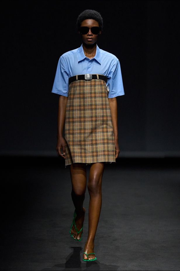 MM6 Maison Margiela‏ تعيد ابتكار خزانة الملابس اليومية في مجموعة ربيع 2027‏