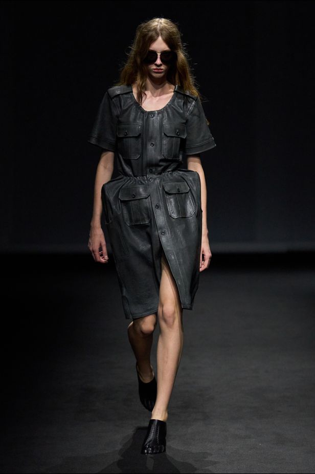 MM6 Maison Margiela‏ تعيد ابتكار خزانة الملابس اليومية في مجموعة ربيع 2027‏