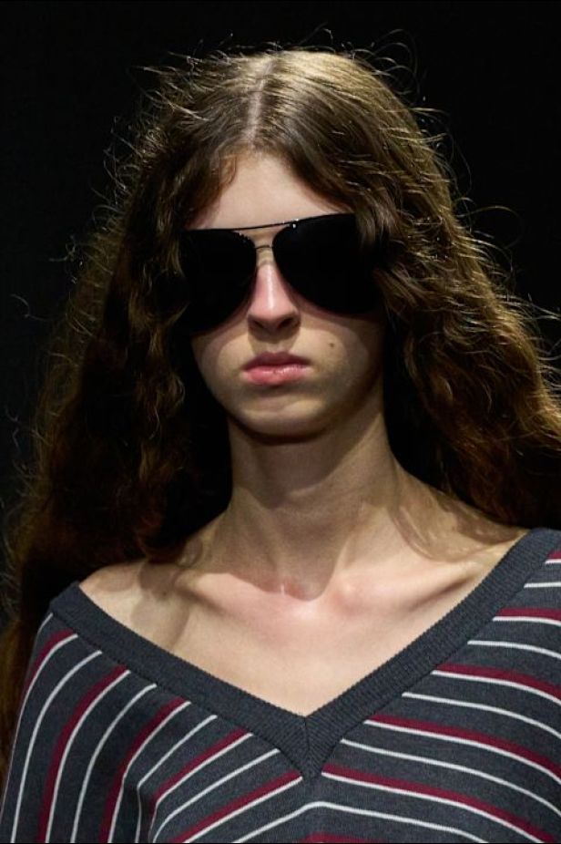 MM6 Maison Margiela‏ تعيد ابتكار خزانة الملابس اليومية في مجموعة ربيع 2027‏