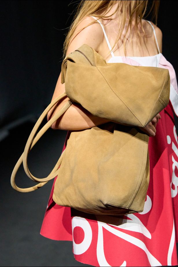MM6 Maison Margiela‏ تعيد ابتكار خزانة الملابس اليومية في مجموعة ربيع 2027‏