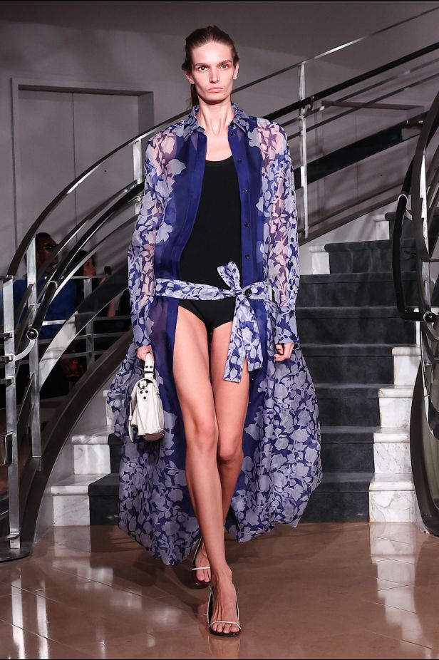 مجموعة ‏Proenza Schouler‏ لربيع 2027... راشيل سكوت تكتب حوارًا بين الإرث والعصرية