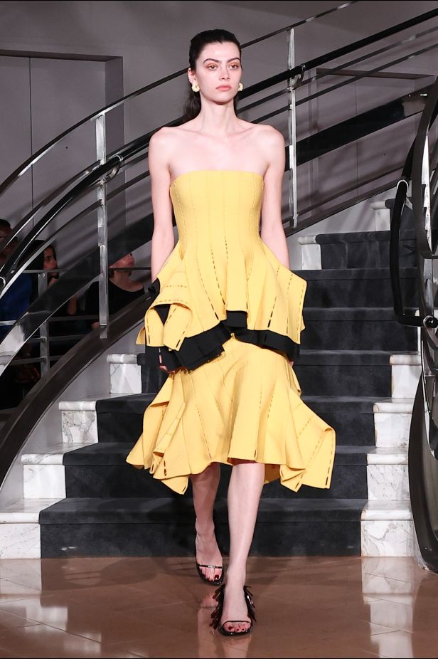 مجموعة ‏Proenza Schouler‏ لربيع 2027... راشيل سكوت تكتب حوارًا بين الإرث والعصرية