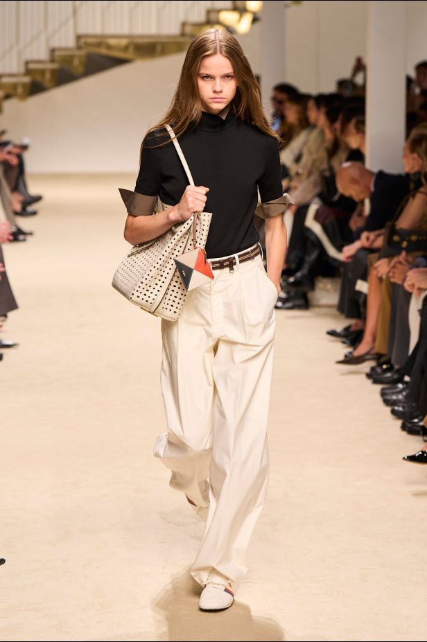 مجموعة ‏Tod's‏ لربيع وصيف 2027... أناقة إيطالية تحتفي بالحرفية وجمال التفاصيل‏