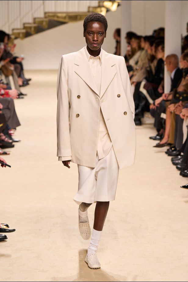 مجموعة ‏Tod's‏ لربيع وصيف 2027... أناقة إيطالية تحتفي بالحرفية وجمال التفاصيل‏