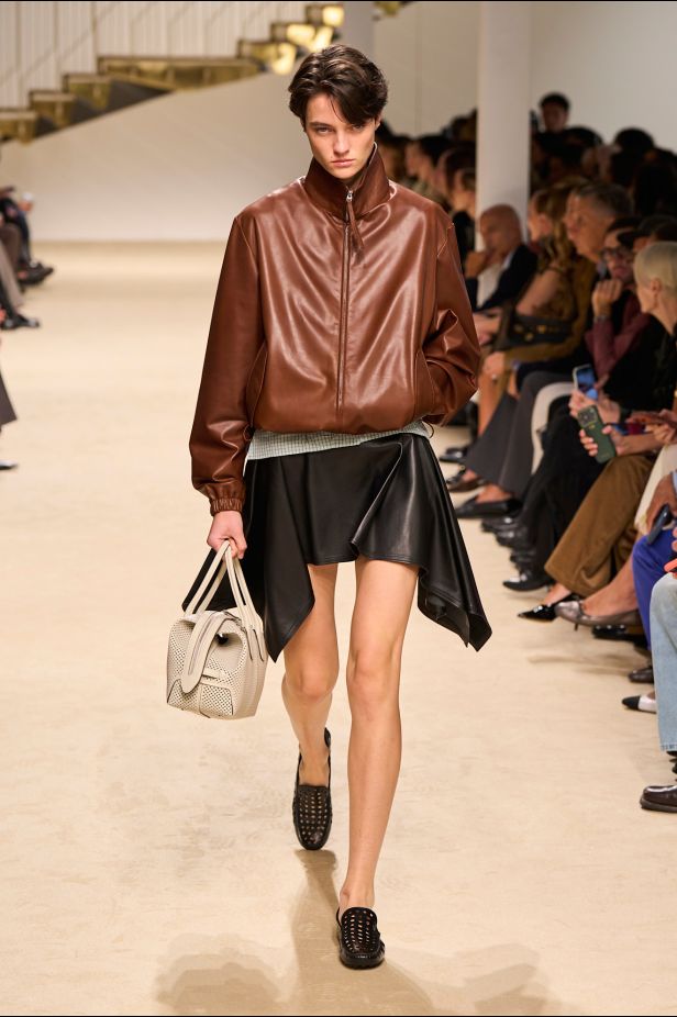 مجموعة ‏Tod's‏ لربيع وصيف 2027... أناقة إيطالية تحتفي بالحرفية وجمال التفاصيل‏