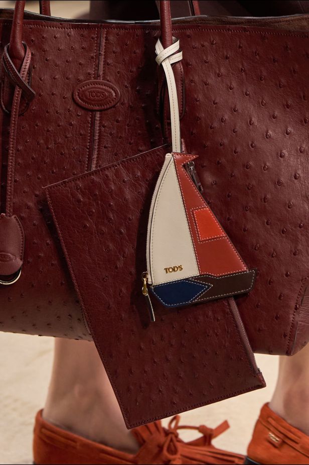 مجموعة ‏Tod's‏ لربيع وصيف 2027... أناقة إيطالية تحتفي بالحرفية وجمال التفاصيل‏