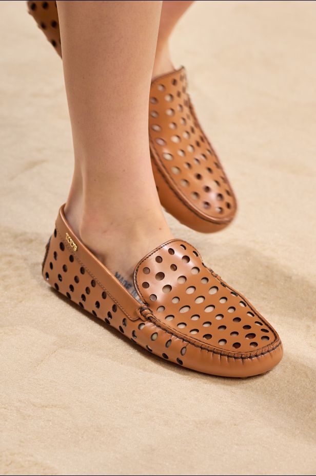 مجموعة ‏Tod's‏ لربيع وصيف 2027... أناقة إيطالية تحتفي بالحرفية وجمال التفاصيل‏