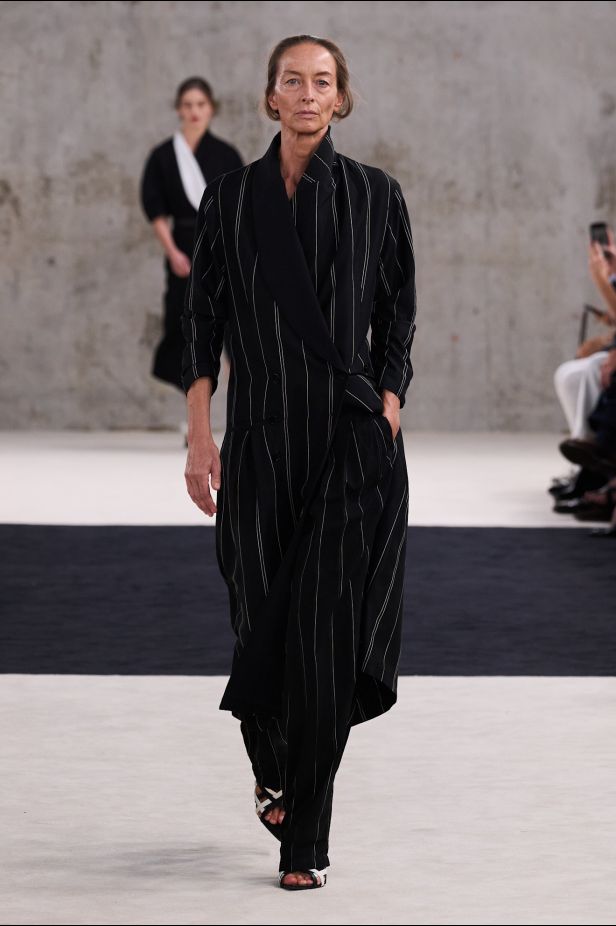 مجموعةLanvin ‎ لربيع وصيف 2027... مستهلمة من جين لانفان إلى نجمات القرن العشرين
