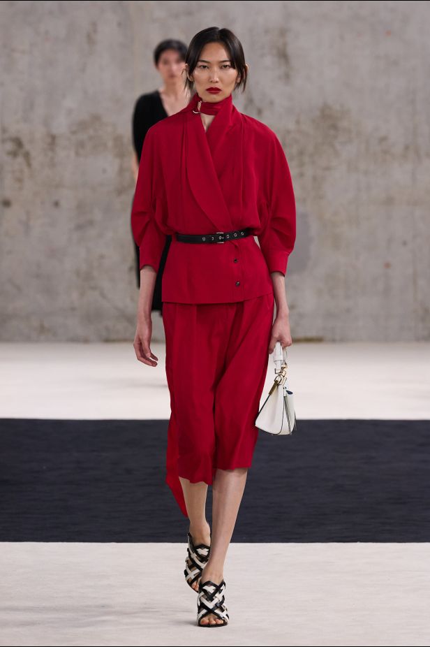 مجموعةLanvin ‎ لربيع وصيف 2027... مستهلمة من جين لانفان إلى نجمات القرن العشرين