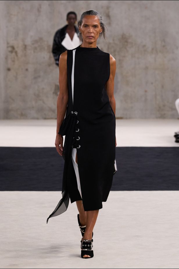 مجموعةLanvin ‎ لربيع وصيف 2027... مستهلمة من جين لانفان إلى نجمات القرن العشرين