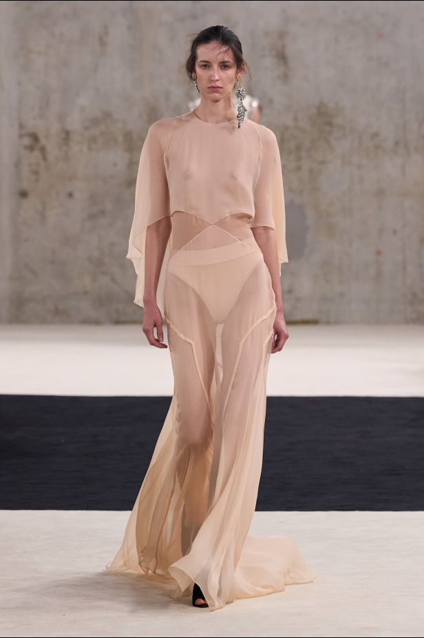 مجموعةLanvin ‎ لربيع وصيف 2027... مستهلمة من جين لانفان إلى نجمات القرن العشرين