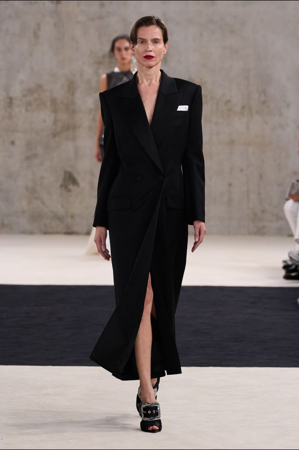 مجموعةLanvin ‎ لربيع وصيف 2027... مستهلمة من جين لانفان إلى نجمات القرن العشرين