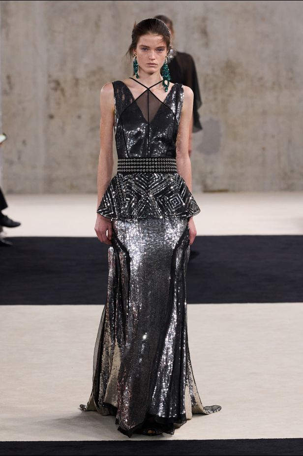 مجموعةLanvin ‎ لربيع وصيف 2027... مستهلمة من جين لانفان إلى نجمات القرن العشرين